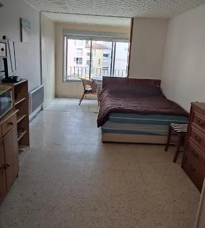 Et Parking Privé Bord De Mers *